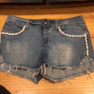 Women’s denim shorts size 8 29” waist